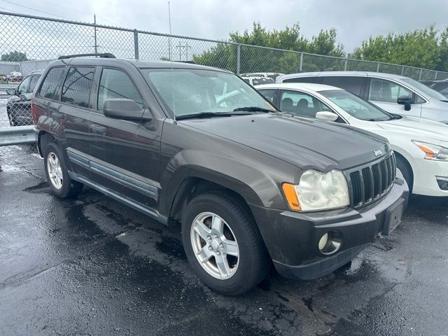 2005 Jeep Grand Cherokee Laredo