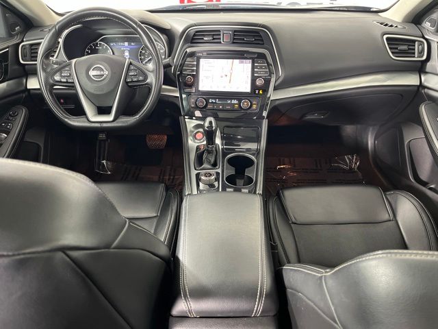 2023 Nissan Maxima