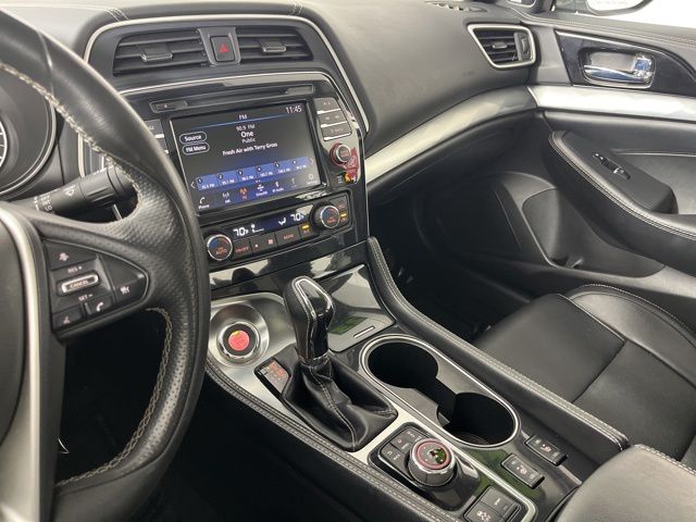 2023 Nissan Maxima