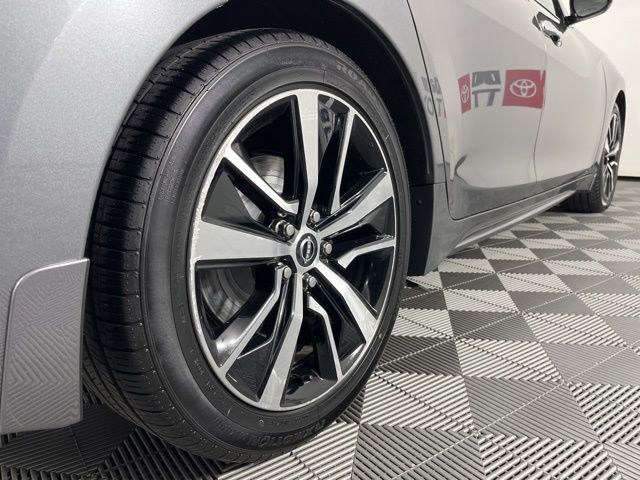 2023 Nissan Maxima