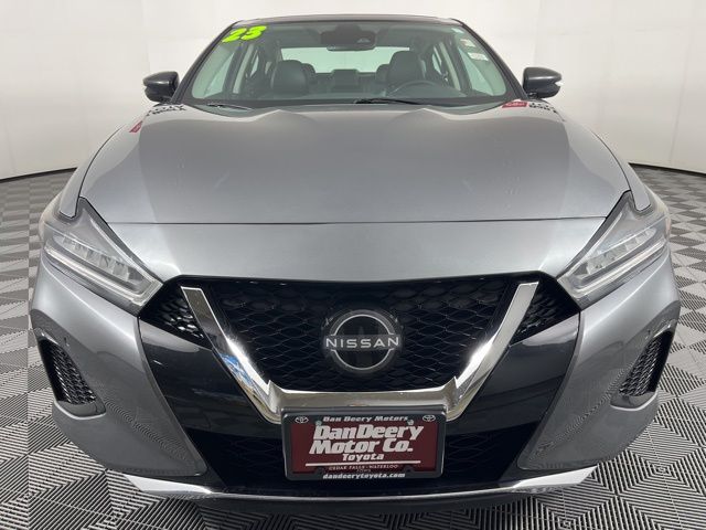 2023 Nissan Maxima