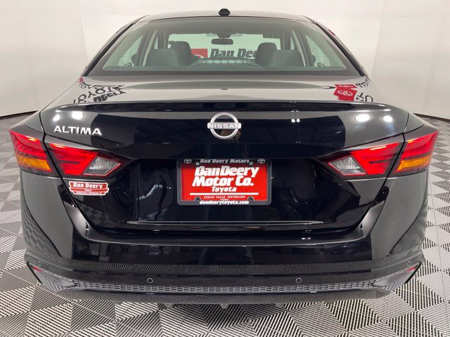 2025 Nissan Altima