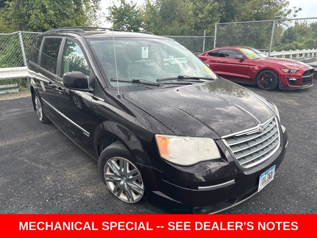 2010 Chrysler Town & Country Touring