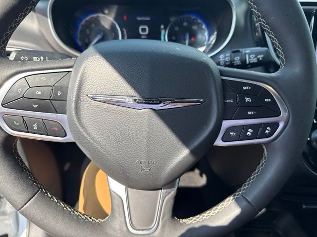 2025 Chrysler Pacifica
