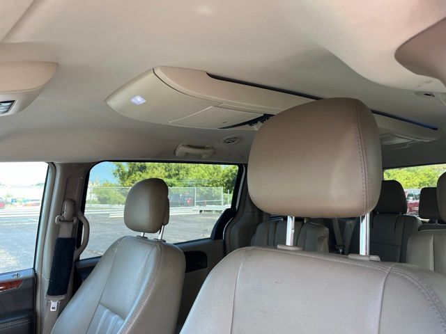 2016 Chrysler Town & Country