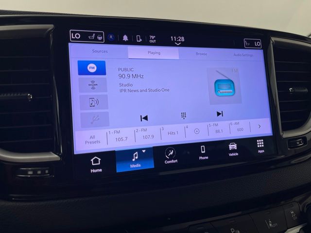 2023 Chrysler Pacifica