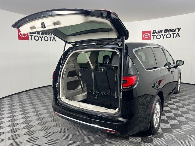 2024 Chrysler Pacifica