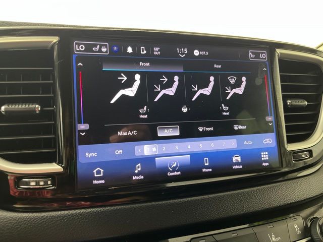 2024 Chrysler Pacifica