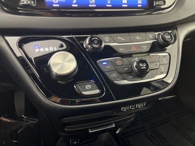 2025 Chrysler Pacifica