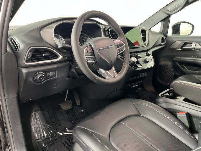 2025 Chrysler Pacifica