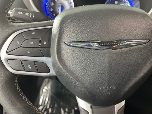 2025 Chrysler Pacifica