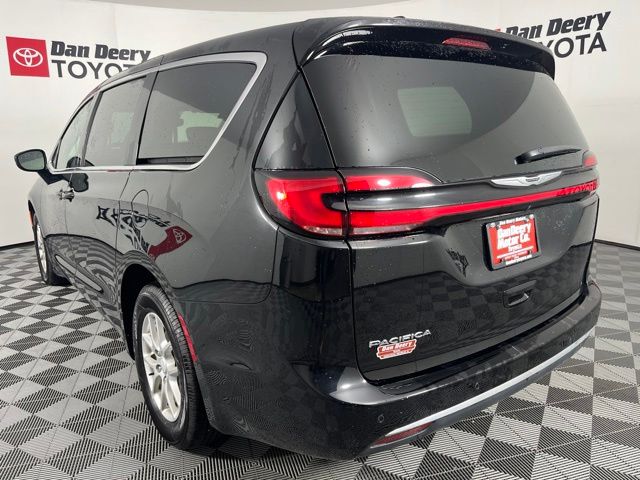 2025 Chrysler Pacifica