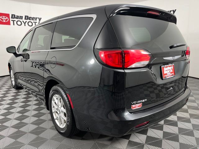 2023 Chrysler Voyager