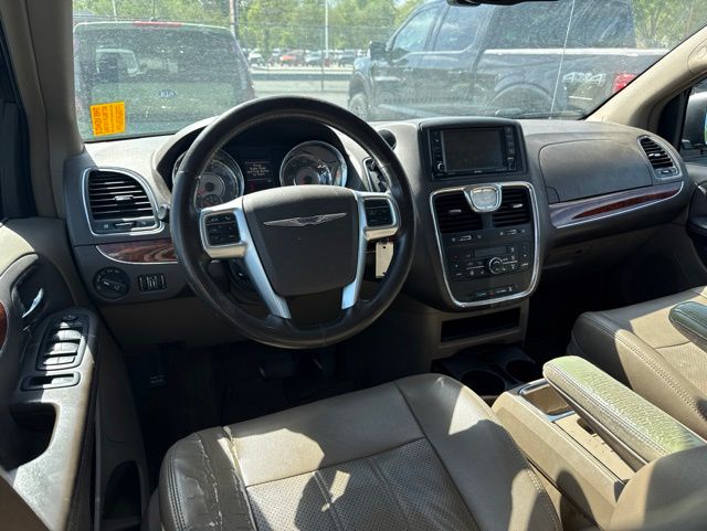2013 Chrysler Town & Country