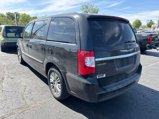 2013 Chrysler Town & Country