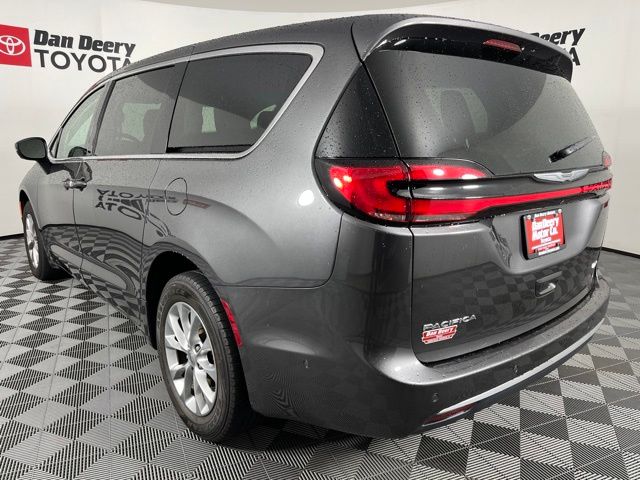 2023 Chrysler Pacifica