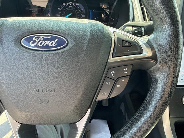 2021 Ford Edge