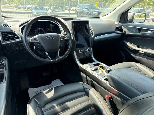 2021 Ford Edge