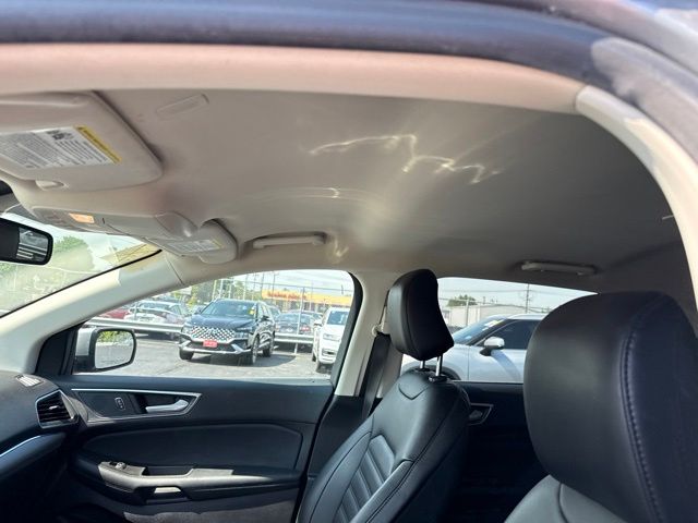 2021 Ford Edge