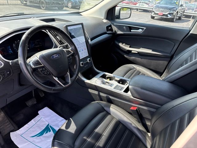 2021 Ford Edge