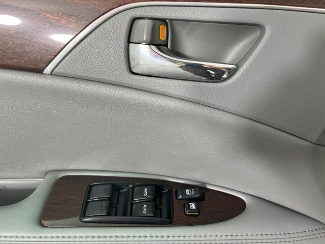 2008 Toyota Avalon