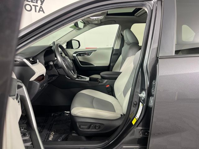 2024 Toyota RAV4 Hybrid