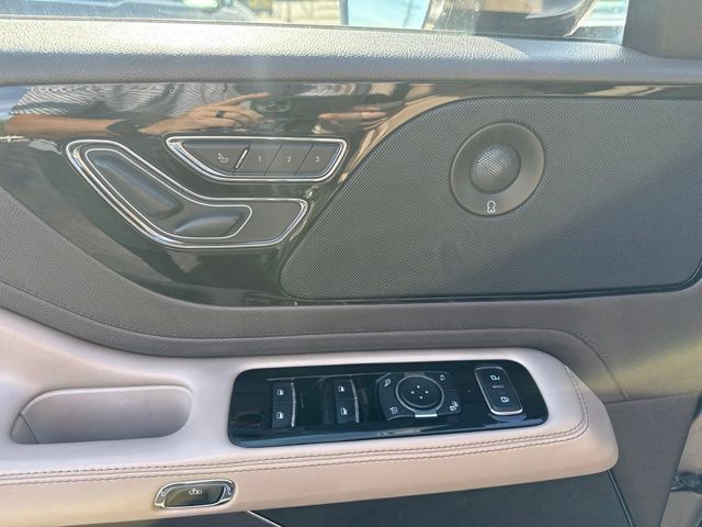 2020 Lincoln Aviator