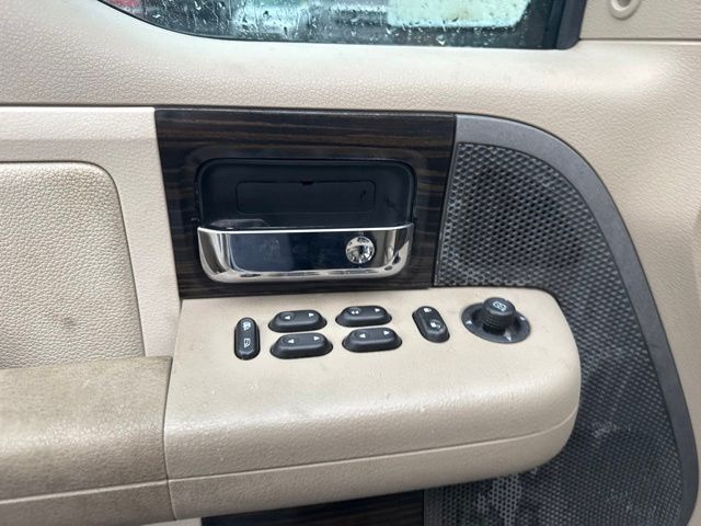 2007 Lincoln Mark LT