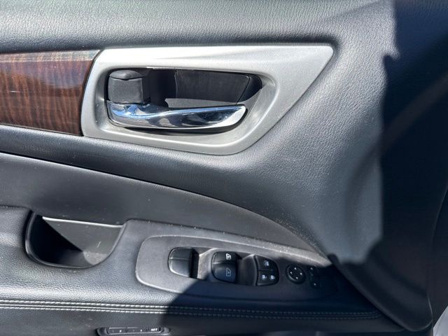 2015 Nissan Pathfinder