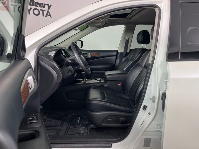 2017 Nissan Pathfinder
