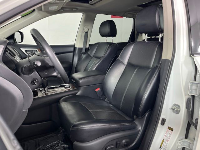 2017 Nissan Pathfinder