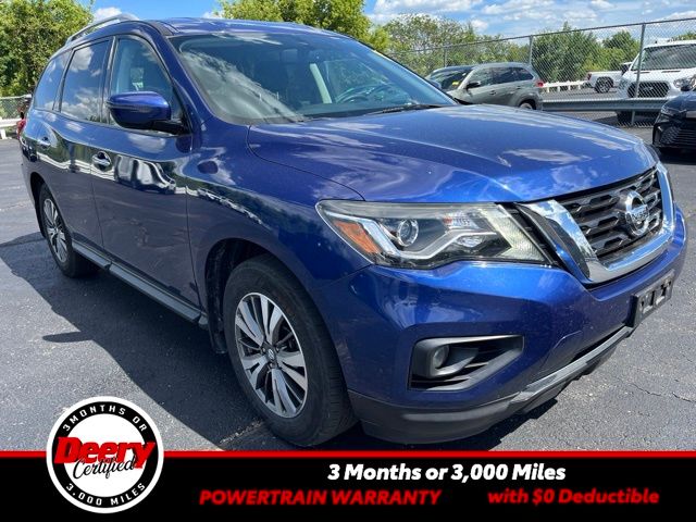 2017 Nissan Pathfinder SV