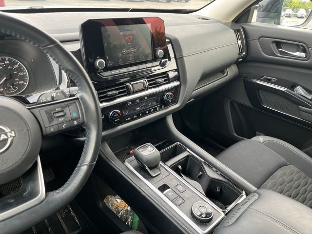 2022 Nissan Pathfinder
