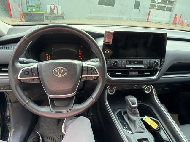 2024 Toyota Grand Highlander