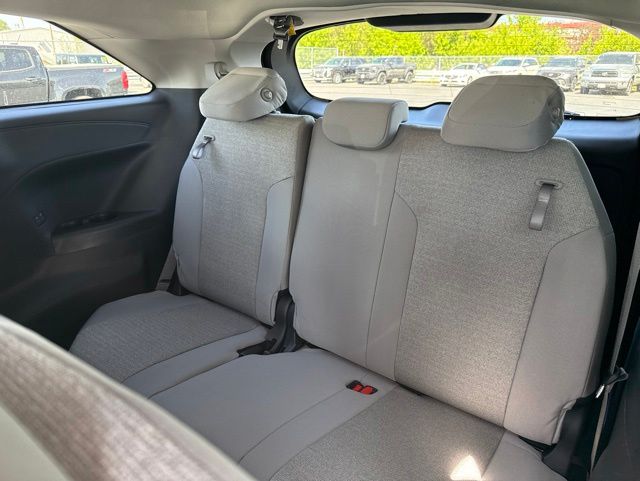 2025 Toyota Sienna