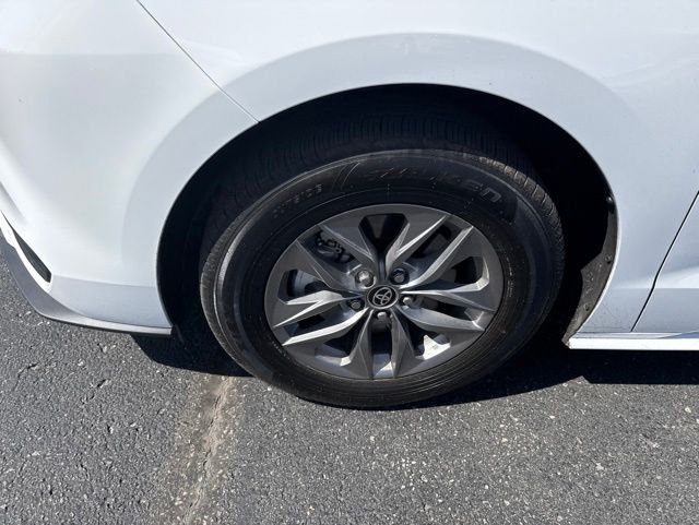 2025 Toyota Sienna