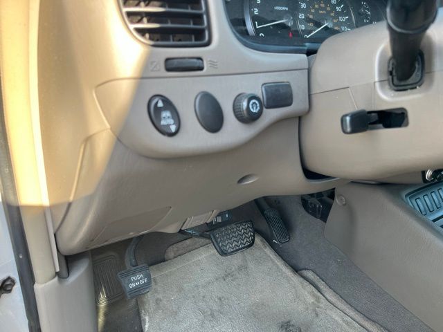2005 Toyota Sequoia