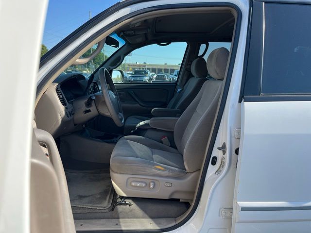 2005 Toyota Sequoia