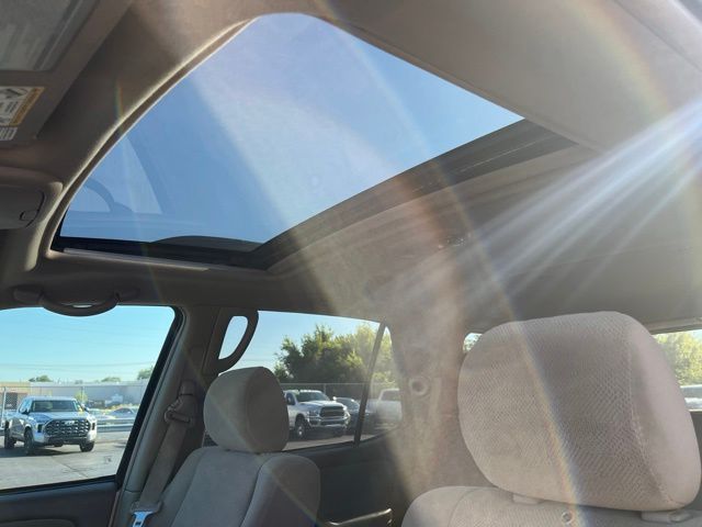 2005 Toyota Sequoia