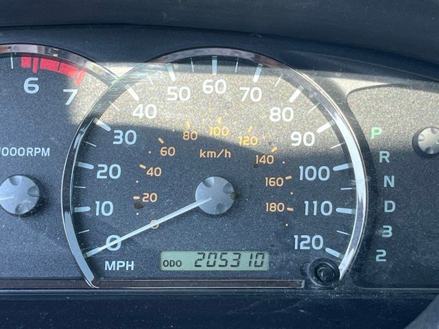 2005 Toyota Sequoia