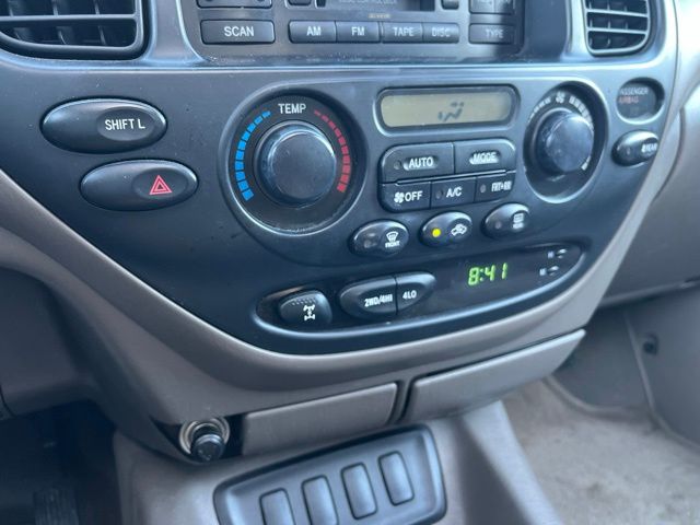 2005 Toyota Sequoia
