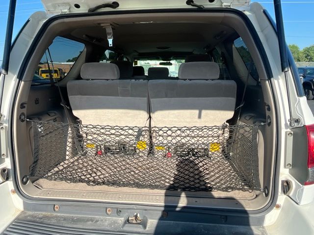 2005 Toyota Sequoia