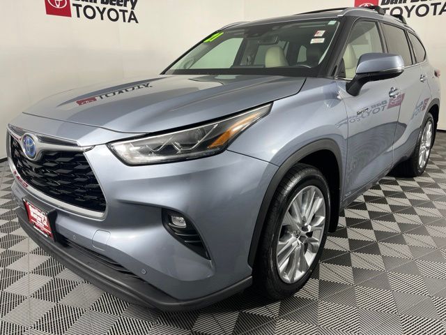 2021 Toyota Highlander Hybrid