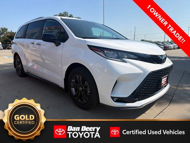 2025 Toyota Sienna XSE
