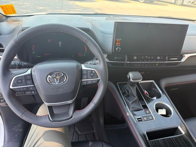 2025 Toyota Sienna