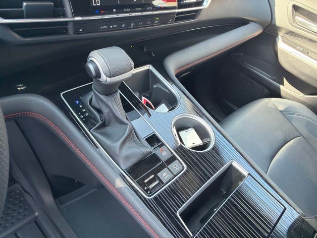 2025 Toyota Sienna