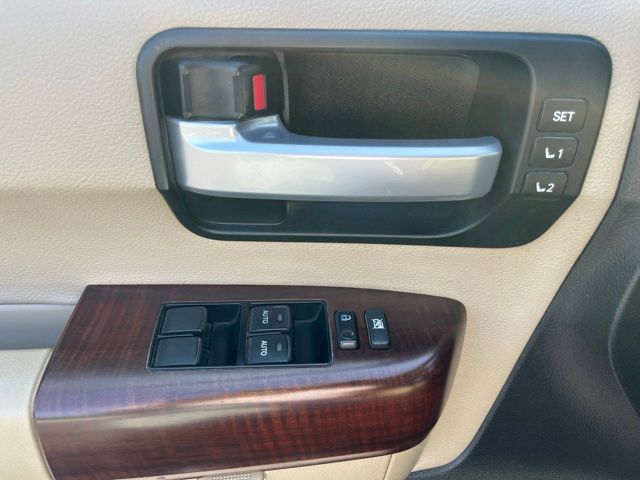2017 Toyota Sequoia