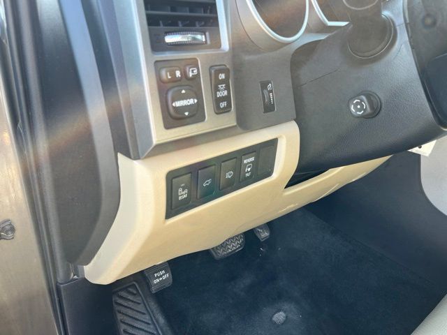 2017 Toyota Sequoia