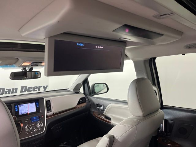 2017 Toyota Sienna