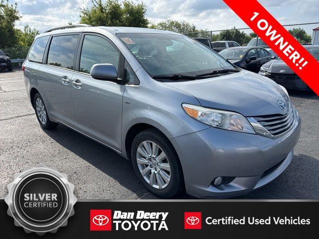 2017 Toyota Sienna XLE